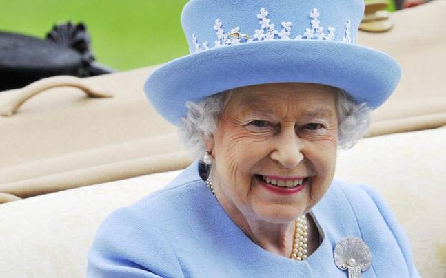 queen-elizabeth_story_647_042116090336