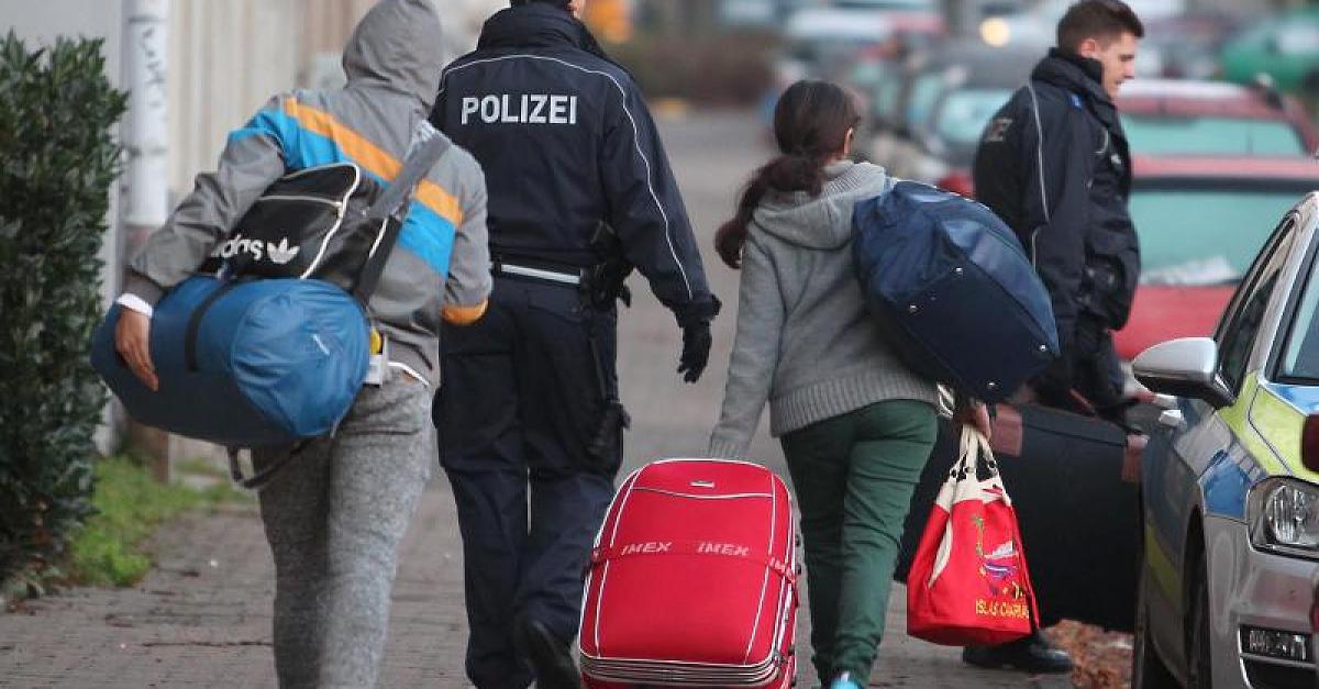 urn-newsml-dpa-com-20090101-160825-99-223121-large-4-3