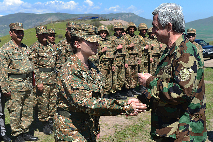 Столкновения в армянской армии: ереванцы против&nbsp;карабахцев