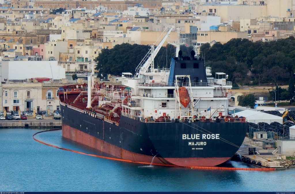 Up to 1,400 ships: Russia’s shadow fleet worries the&nbsp;EU